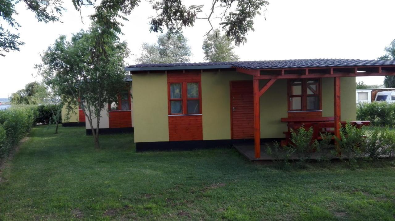Apartments U Zelmanu Pasohlávky Εξωτερικό φωτογραφία